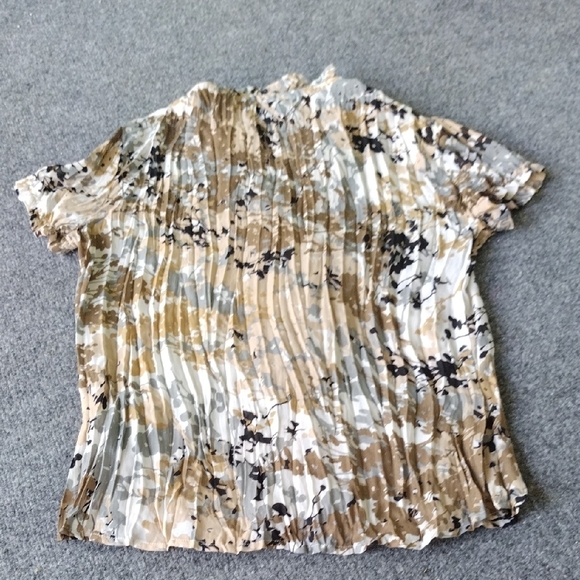 Zara Women's Ruffled Blouse - Cream and Black - Picture 11 of 13